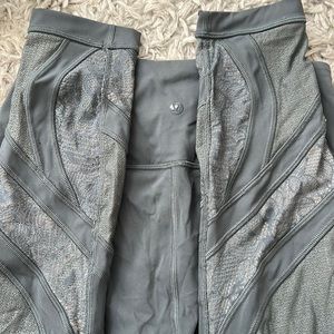 - Lululemon lace leggings lightly worn size 8